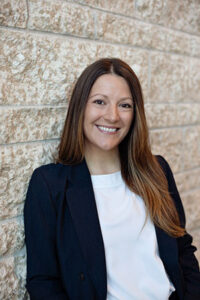 Dr. Chloe Cadieux